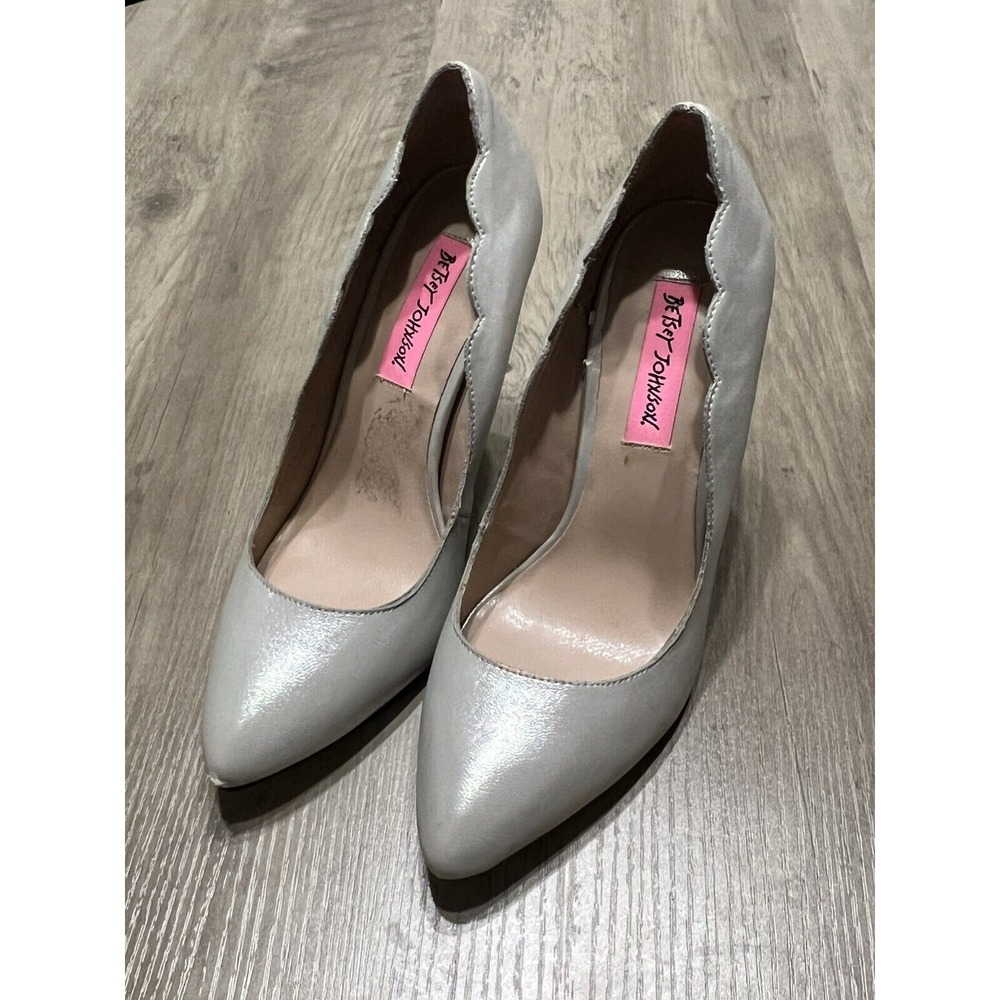 Betsey Johnson Women's Silver Stiletto Heels Dress Shoes Pumps‎ Sz 7.5 VGC!